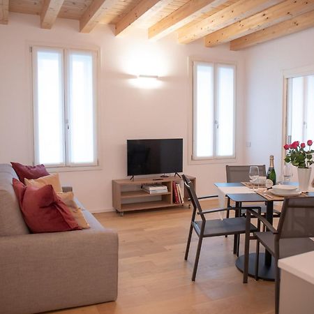 Romantic White Apartment - 5 Minutes From The Lake Como Luaran gambar