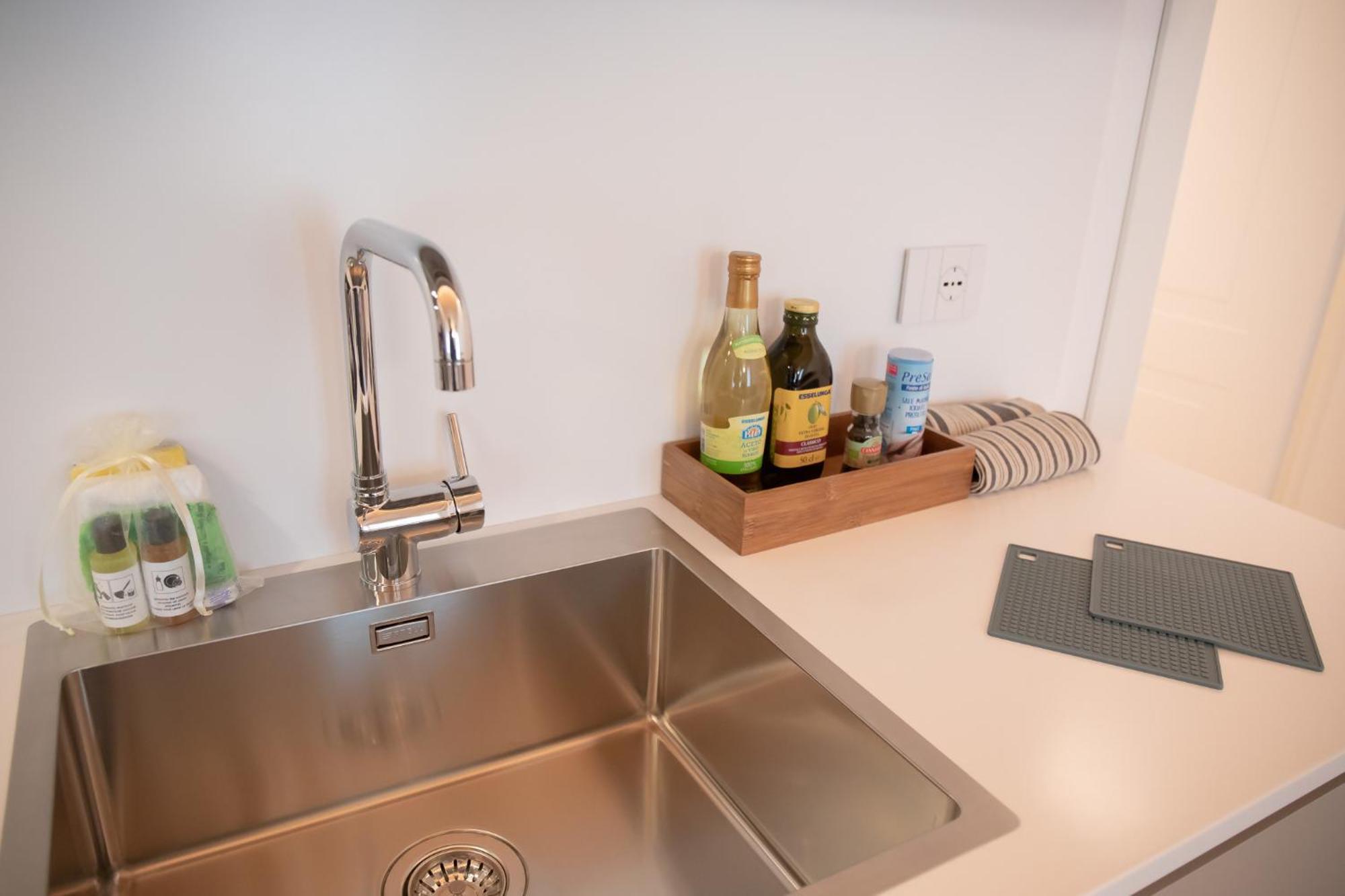 Romantic White Apartment - 5 Minutes From The Lake Como Luaran gambar